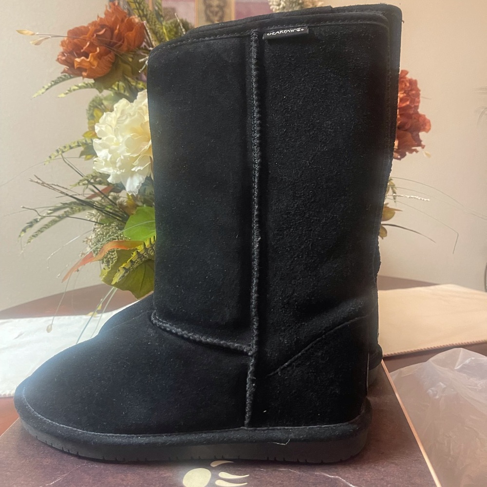 Bearpaw Black Boots